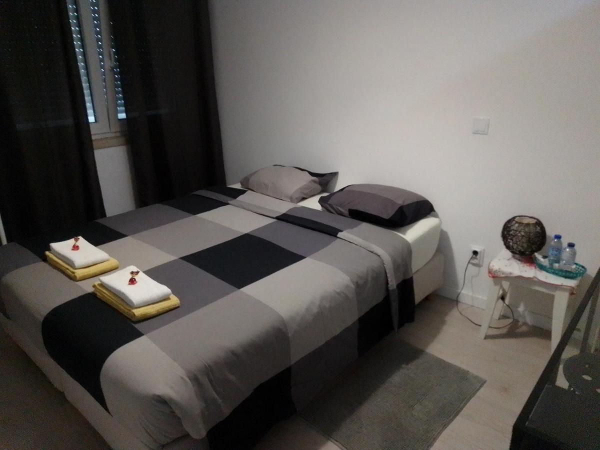 Guesthouse Marialva Park Corroios Exteriér fotografie